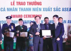 Báo Thanh Niên nhận giải thưởng tổ chức thanh niên xuất sắc ASEAN