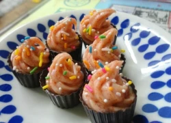 [Chế biến] - Cupcake chocolate dâu tây