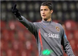 CR7 chơi đẹp tặng bạn nhà lầu, xe hơi