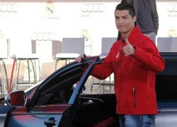 Cris Ronaldo lại &#8220;không vui&#8221;&#8230;