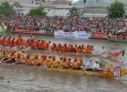 Đặc sắc Festival đua ghe ngo đồng bào Khmer