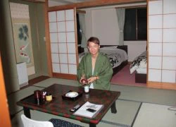 Đến Nhật Bản tắm suối nước nóng và ngủ phòng Tatami