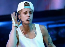 Justin Bieber khiến hàng xóm nổi điên