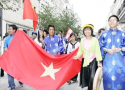 Kiều bào ta ở Paris