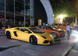 Lamborghini Aventador cùng dàn xe khủng tụ họp ở Sài Gòn