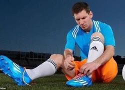 Messi thay giầy mới để đổi vận?