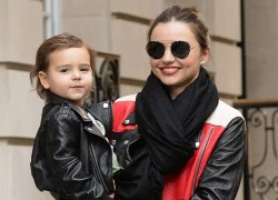 Miranda Kerr và con trai cùng mặc áo da