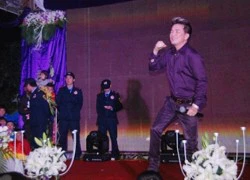 Mr Đàm và những bữa tiệc chấn động