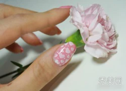 Nail tim hồng cho cuối tuần dịu ngọt