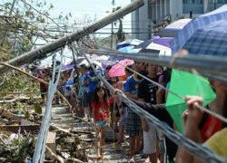 Nạn nhân siêu bão Haiyan ngày càng hung dữ hơn vì đói