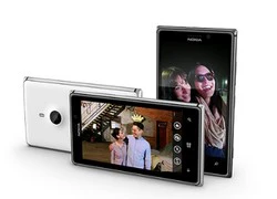 Nokia ưu đãi cuối năm cho Lumia 925 và 625