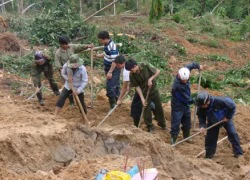 Núi lở chôn vùi 2 vợ chồng: Tìm thấy thi thể người vợ