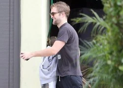 Robert Pattinson bí mật gặp Kristen Stewart tại khách sạn