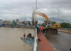 Sạt lở nghiêm trọng trên tuyến đường Nha Trang - Đà Lạt