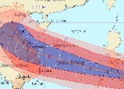 Siêu bão Haiyan băng băng tiến vào Biển Đông