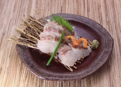 Sushi cá có mùi vị... trái cây