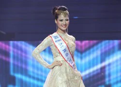 Trần Thị Quỳnh lọt top 6 Mrs World 2013