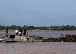 Vụ tiếp tay cho "cát tặc" ở Đồng Tháp: Kiểm điểm Ban Thường vụ Huyện ủy Hồng Ngự