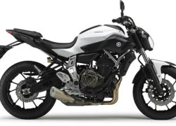 Yamaha MT-07 - 'người anh em' của MT-09