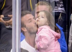 Beckham "đắm đuối" hôn bé Harper Seven là khoảnh khắc "cute" nhất 2013