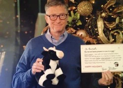 Bill Gates bất ngờ trở thành ông già Noel