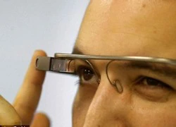 Chụp ảnh bằng một nháy mắt với Google Glass