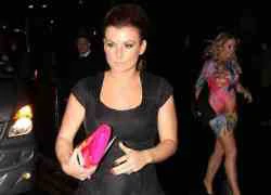 Coleen Rooney: Thời trang hơn thời tiết