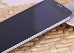 Galaxy S5 màn hình 5,25 inch QHD đang được sản xuất