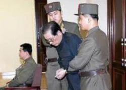 Hình ảnh trước khi bị xử tử của chú Kim Jong-un