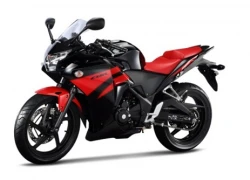 Honda CBR250R phiên bản Mugen có giá 6.400 USD