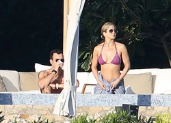 Jennifer Aniston gợi cảm ở Mexico với bikini