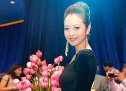 Jennifer Phạm làm MC cuộc thi hát opera của Bùi Anh Tuấn