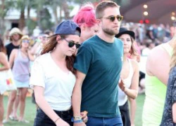 Kristen Stewart đón giao thừa cùng với Robert Pattinson