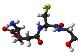 Làm trắng da Glutathione lạ nhưng an toàn