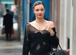 Miranda Kerr "dũng cảm" khoe vai trần giữa thời tiết giá lạnh