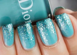 Nail nhũ lấp lánh đón tiệc cuối năm