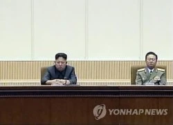 Rộ tin đồn ông Kim Jong-un bị các tướng lĩnh khống chế