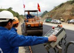 Thông xe 25 km đường cao tốc Nội Bài - Lào Cai