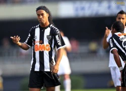 Tương lai của Ronaldinho: Vì World Cup vẫn không quên kiếm tiền