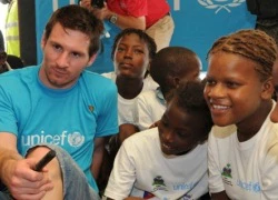 UNICEF chứng nhận sự tài trợ của Quỹ Leo Messi