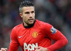 Van Persie biểu diễn Freestyle trong nhà xe