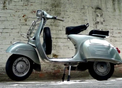 Xế cổ hàng hiếm Vespa 150 Sprint 1966 ở Việt Nam