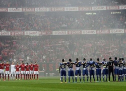 Cả đội Benfica mặc áo Eusebio