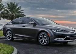 Chrysler 200 2015 lộ diện trước thềm Detroit Auto Show