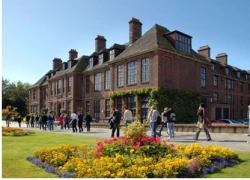 Chương trình học bổng của University of Hull