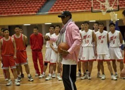 Dennis Rodman xin lỗi sau chuyến thăm Triều Tiên