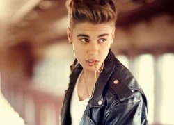 Justin Bieber ném 20 quả trứng sang nhà hàng xóm