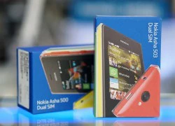 Mở hộp bộ đôi Nokia Asha giá rẻ vỏ trong suốt vừa về VN