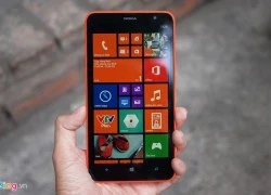 Mở hộp Nokia Lumia 1320 chính hãng giá 7,5 triệu đồng