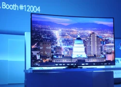 Samsung trình diễn UHD TV màn hình cong lớn nhất thế giới